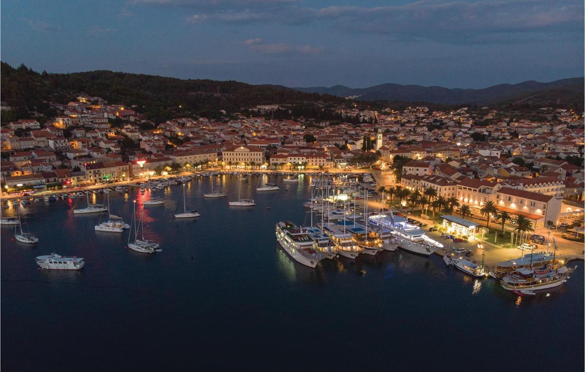 Stunning Apartment In Vela Luka With Wifi Exterior foto